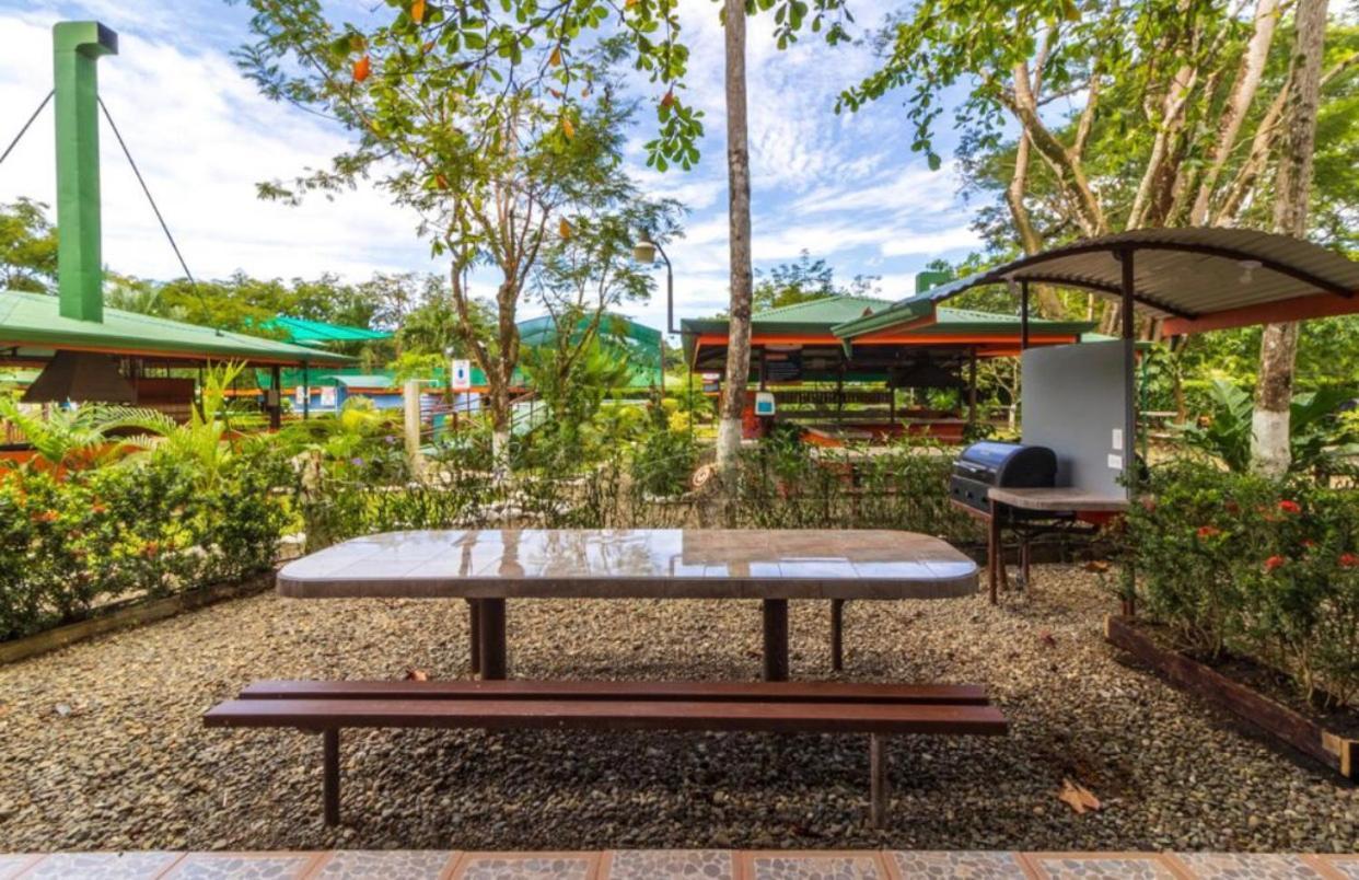 Hotel Cabinas El Tecal