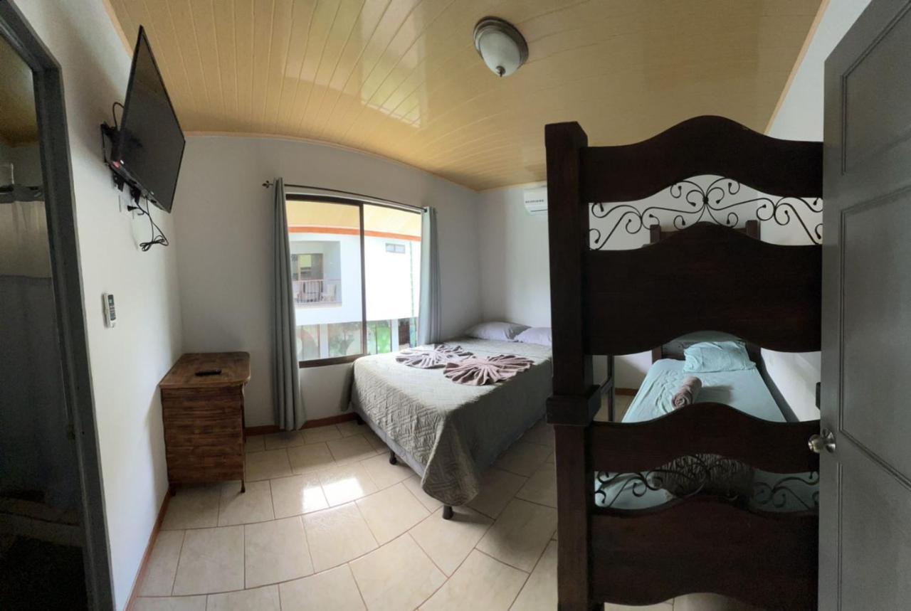 Hotel Cabinas El Tecal Uvita